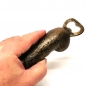 Preview: Außergewöhnlicher Flaschenöffner PHALLUS PENIS 18 cm Gusseisen Bronze Look