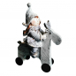 Preview: Winterkind auf rollendem Rentier charmante Weihnachtsfigur im Strickdesign