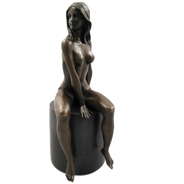 FRAU AUF STEINSOCKEL Bronze Skulptur Erotik Kunst im Antik Style 27 cm