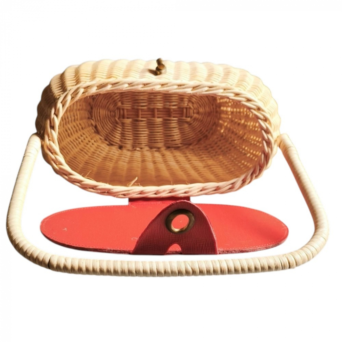 70er Jahre Vintage Korbtasche Basket Bag mit rotem Deckel & Drehverschluss