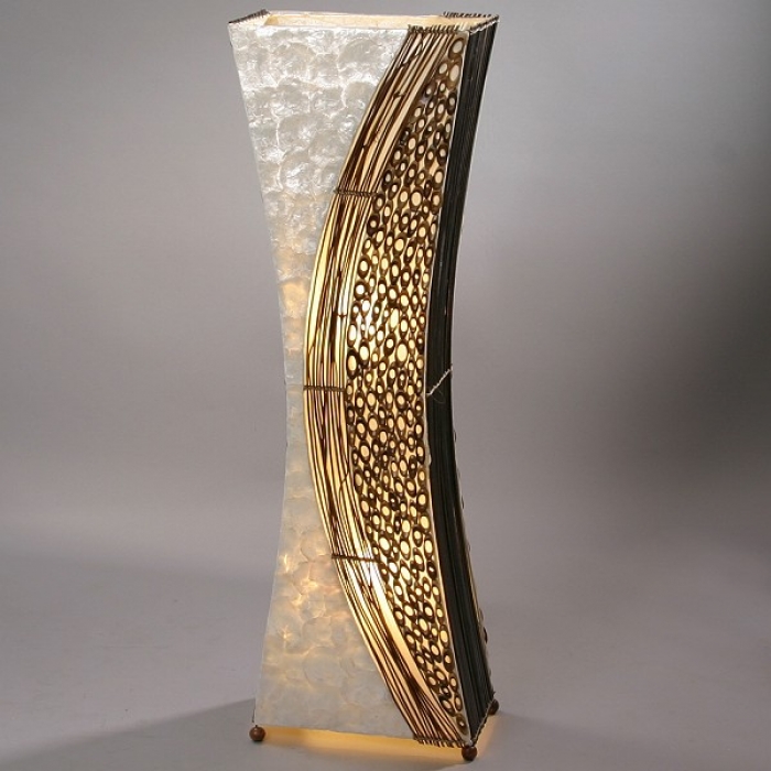 WAYAN (2) taillierte Stehlampe Bali Lampe handgefertigt 100 cm