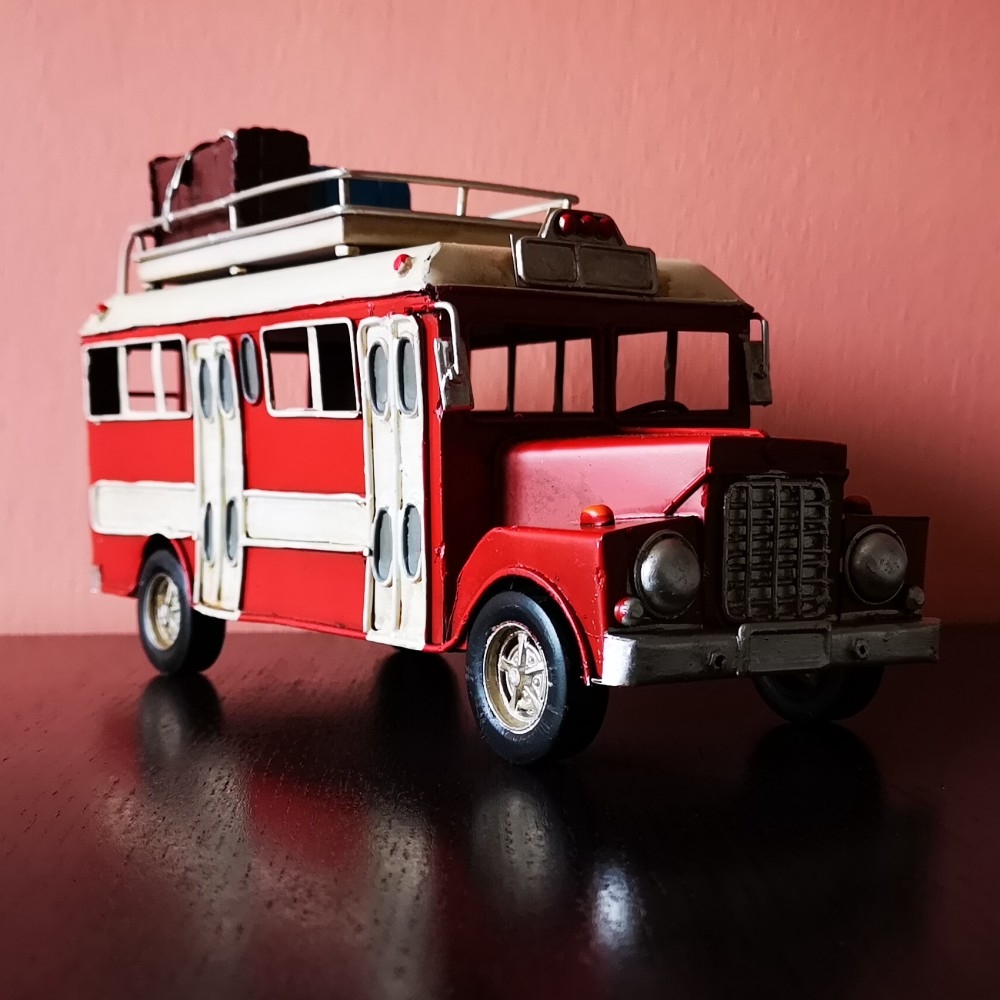 REISEBUS US OLDTIMER Bus Omnibus Blechauto Blech Modellauto