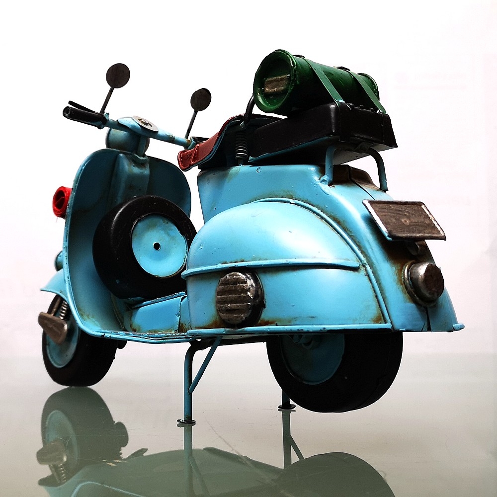 SCOOTER Freizeit Motorroller Blechroller Blech Modell himmelblau