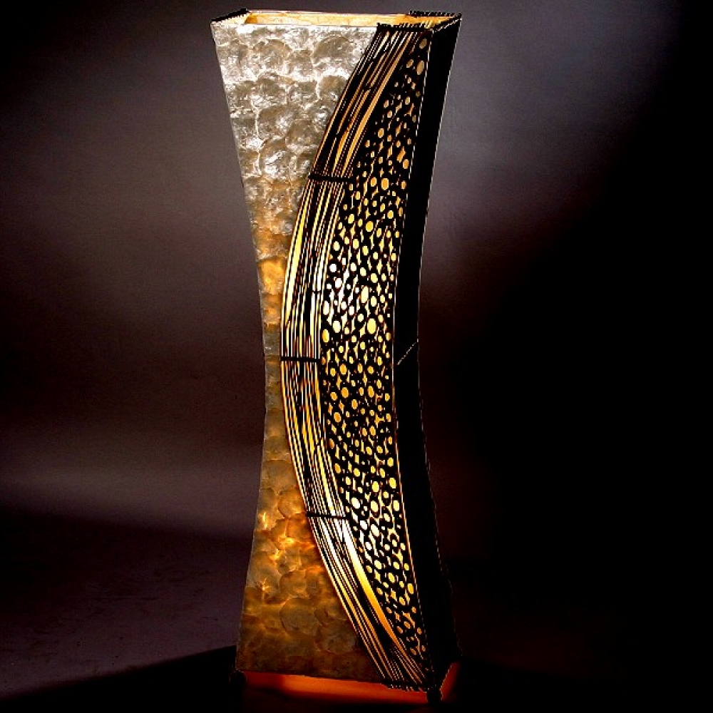 WAYAN (2) taillierte Stehlampe Bali Lampe handgefertigt 100 cm