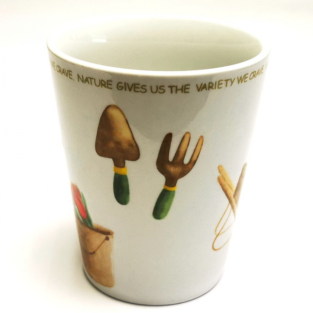 Kaffeetasse Tasse NATURE GIVES US THE VARIETY WE GRAVE Keramik